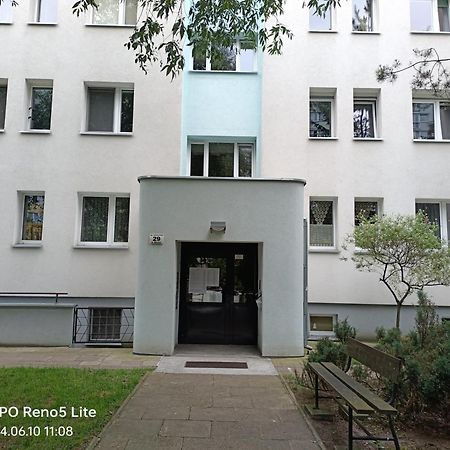 Mieszkanie 3 Pokojowe Dla Rodzin, Z Zabawkami, W Centrum Blisko Aquaparku Wroclaw Exterior photo